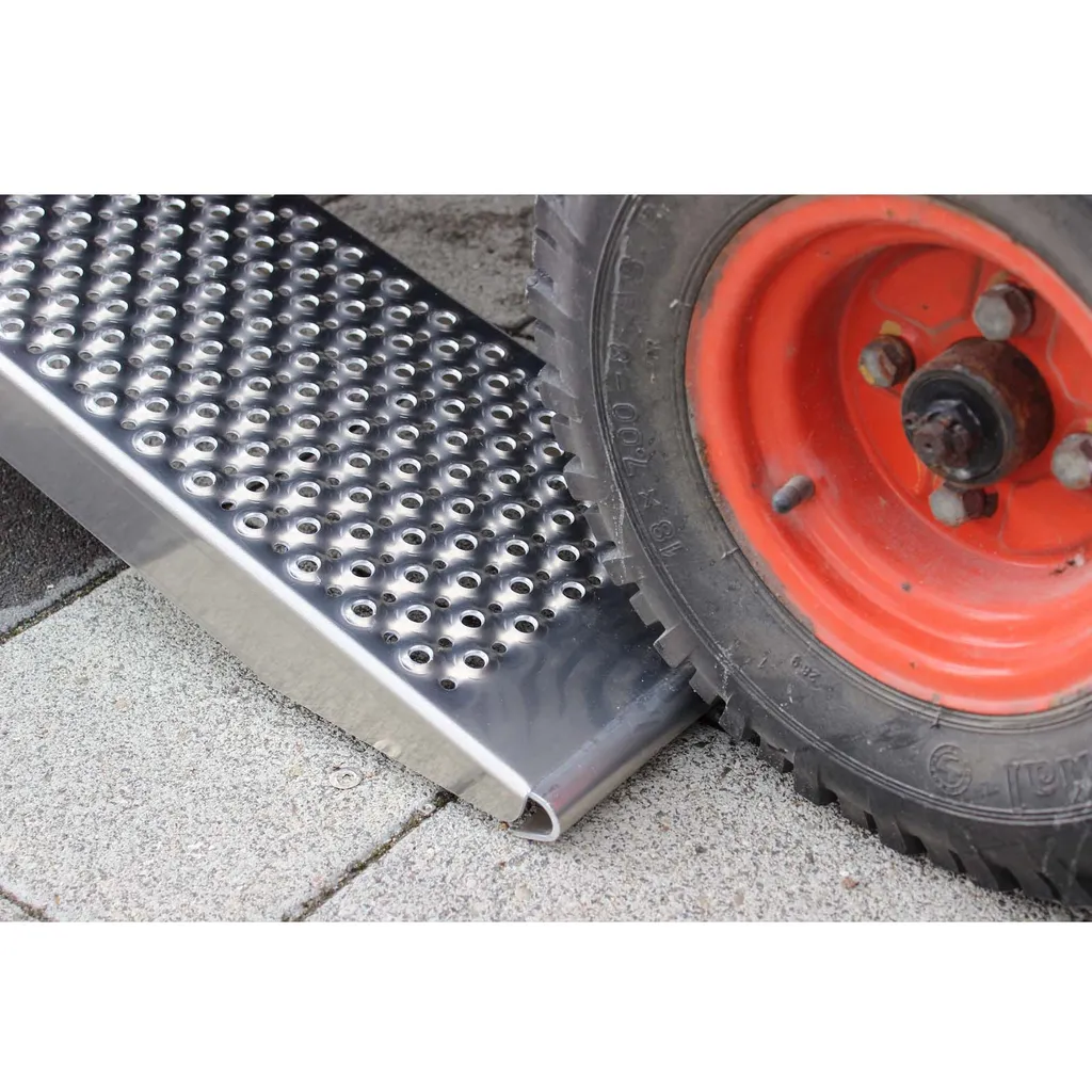2x ALU Auffahrrampe 250 Cm 1000kg/Paar Verlade Rampe 4 2x ALU Auffahrrampe 250 Cm 1000kg/Paar Verlade Rampe – Bild 2