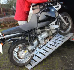 TrutzHolm® Alu Auffahrrampe 175cm Rampe 3 Fach Faltbar 1020 Kg Verladerampe Dreifachrampe Breitrampe Motorradrampe 14 TrutzHolm® Alu Auffahrrampe 175cm Rampe 3 Fach Faltbar 1020 Kg Verladerampe Dreifachrampe Breitrampe Motorradrampe -Volkswagen || AL-KO Verkaufsgeschäft 3284748985fb2e6eaffa0489978c8892