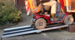 TrutzHolm® Rollstuhlrampe Kofferrampe 183cm Alu Friktionsbeschichtung -Volkswagen || AL-KO Verkaufsgeschäft 3b28e5031b26cf3af1c56a28e3828428