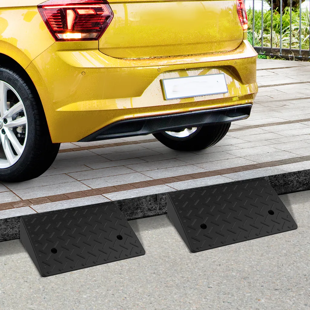 HOMCOM 2 Auffahrrampe, Bordsteinrampe, Gummirampen, Schwellenrampe, Auffahrhilfe Für Auto, Gummi, Schwarz, 48 X 32 X 13 Cm 4 HOMCOM 2 Auffahrrampe, Bordsteinrampe, Gummirampen, Schwellenrampe, Auffahrhilfe Für Auto, Gummi, Schwarz, 48 X 32 X 13 Cm – Bild 2
