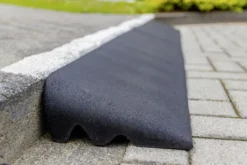 Terrasoft Auffahrrampe 100 X 25 Cm Höhe 11 Cm. Zum Anlegen An Bordsteine -Volkswagen || AL-KO Verkaufsgeschäft 9bce93d849820f6d8a5829fec152ae54