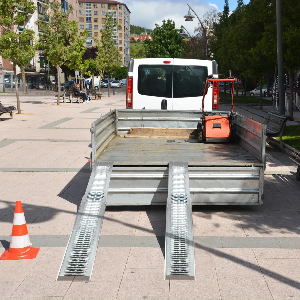 Relaxdays Klappbare Auffahrrampe 2er Set 5 Relaxdays Klappbare Auffahrrampe 2er Set – Bild 3