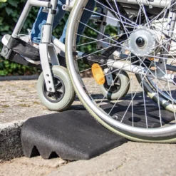 Terrasoft Auffahrrampe 100 X 25 Cm Höhe 11 Cm. Zum Anlegen An Bordsteine -Volkswagen || AL-KO Verkaufsgeschäft fe227324448a0de4d6c2325db64f9abe